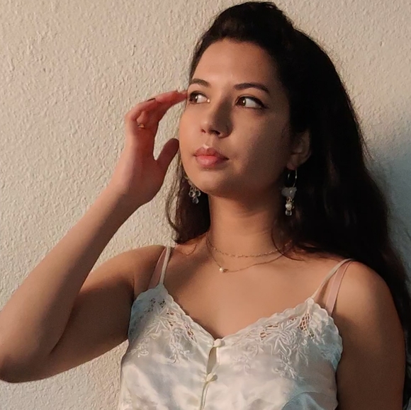 Meet your Posher, Raqshan - Picture 1 of 2